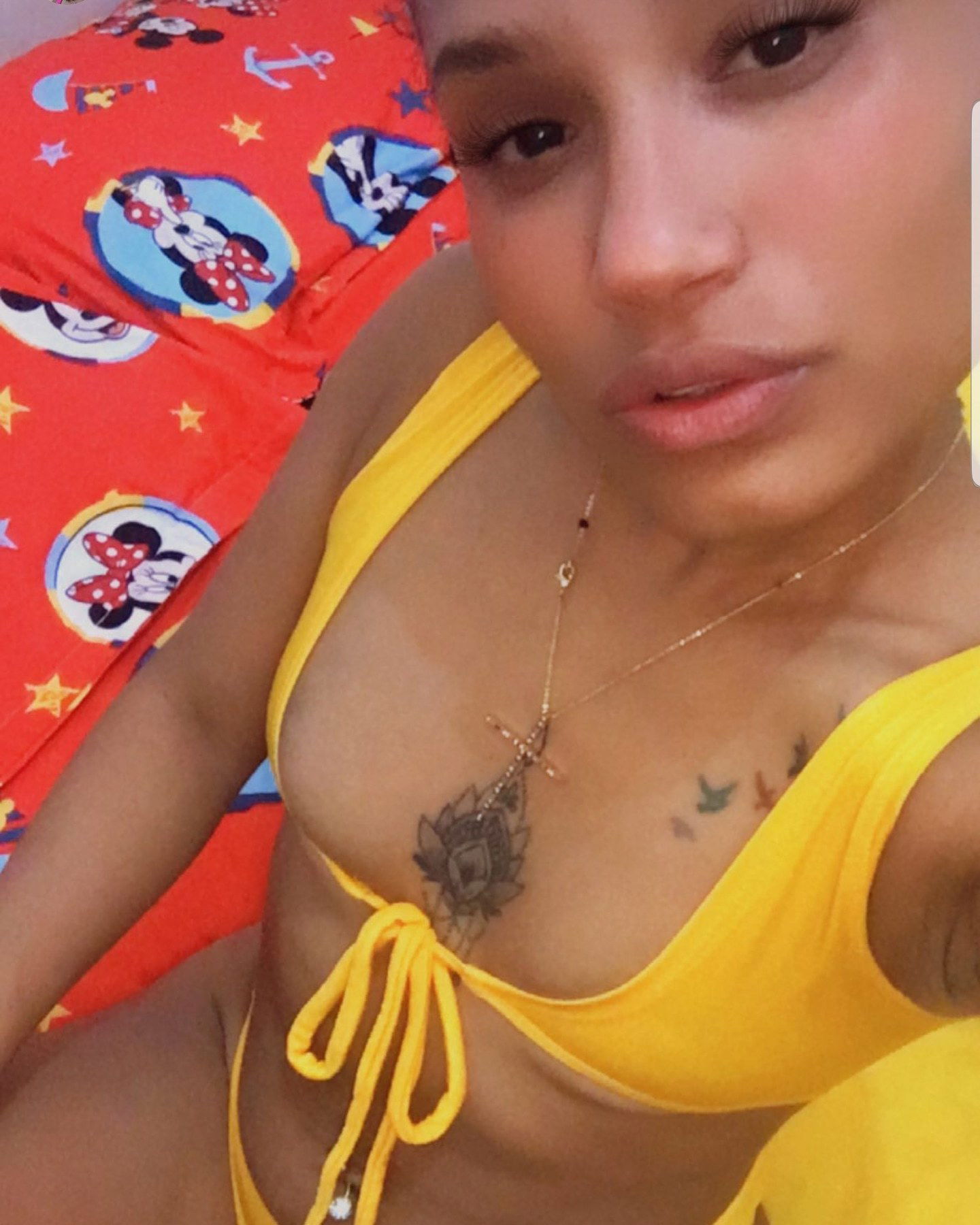 La virgen's avatar
