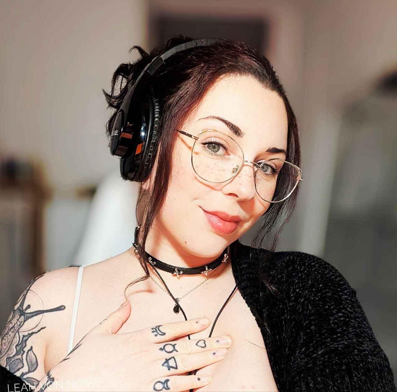 Leah Von Noire's avatar