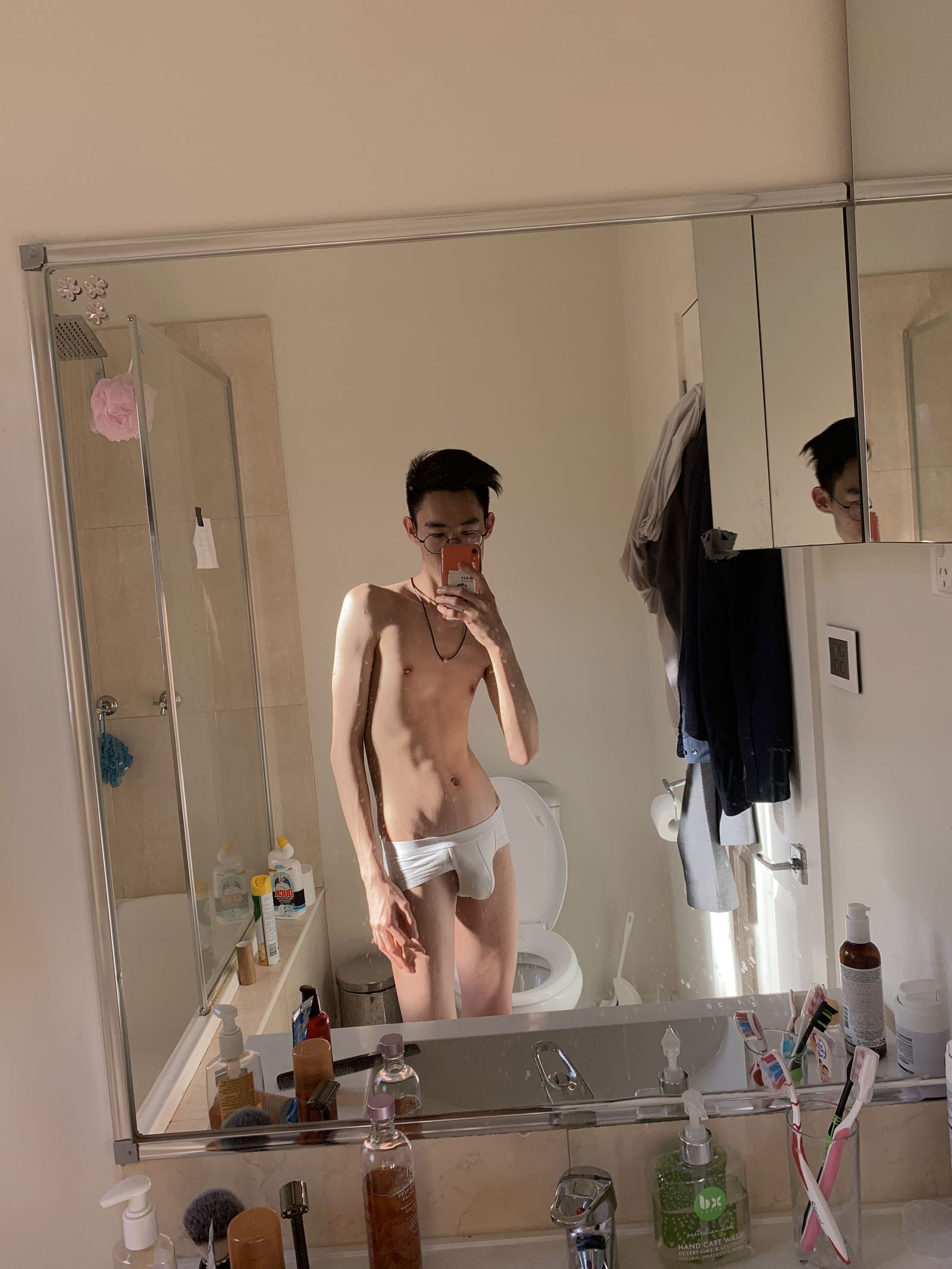 Thomas Lee's avatar
