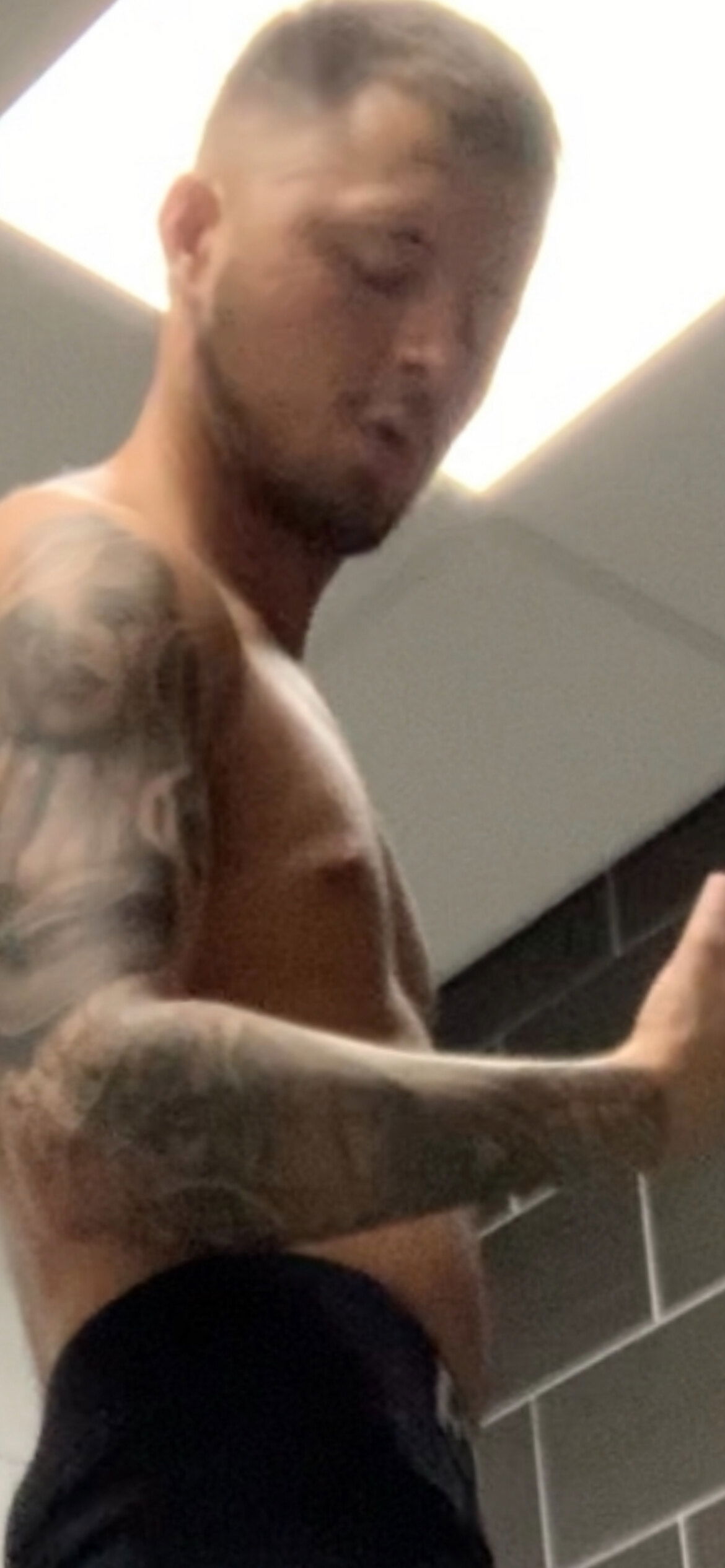 Leecontroluk's avatar