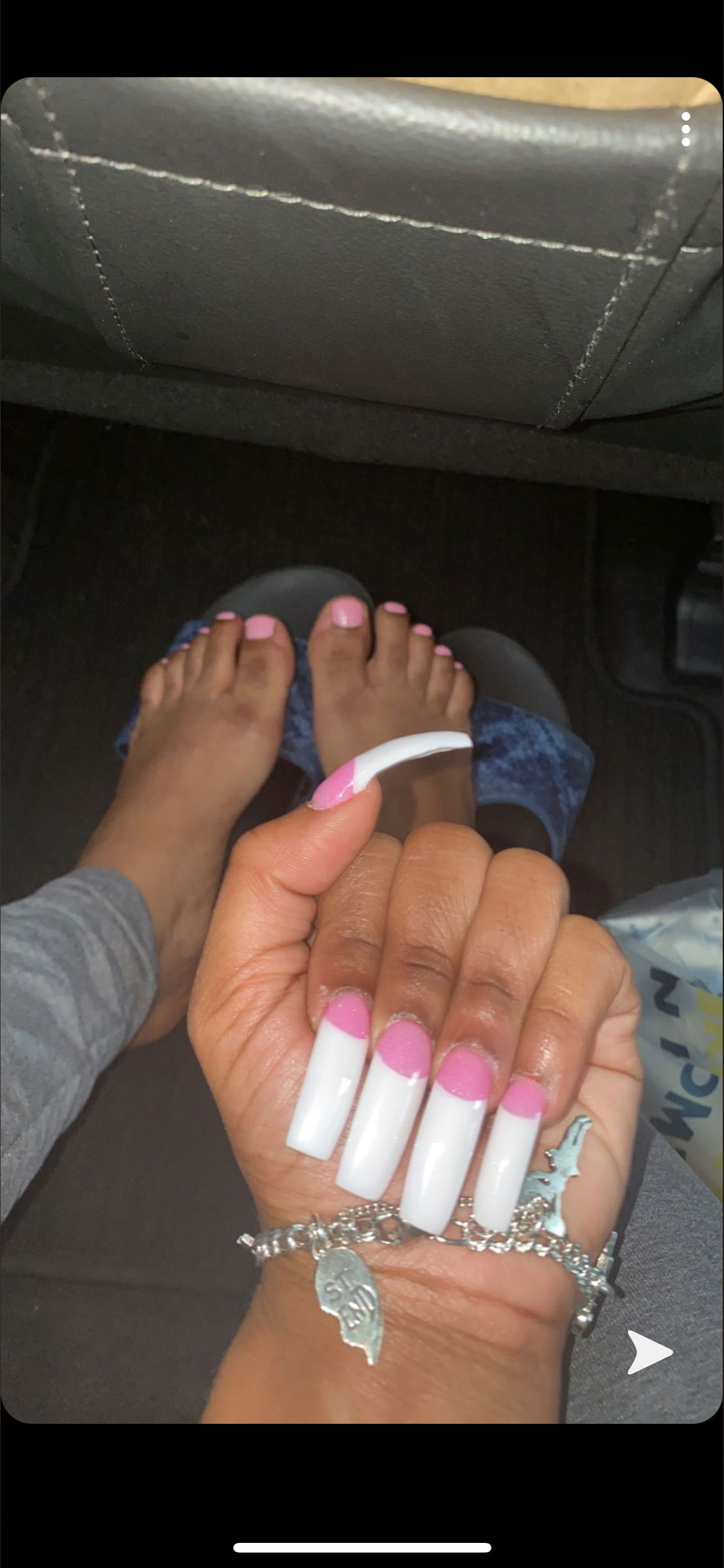 Leolovelyfoot's avatar