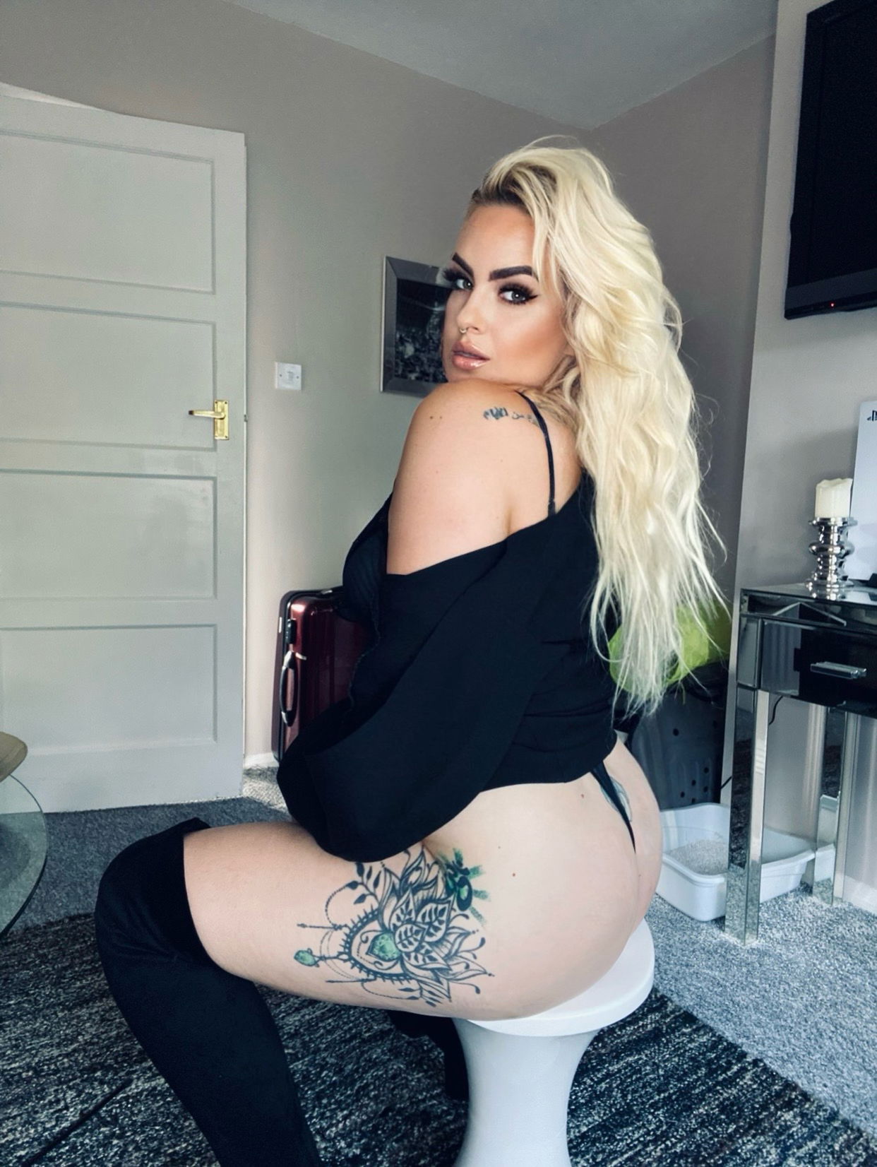 ❤️‍🔥 𝐋𝐄𝐒𝐁𝐈𝐀𝐍 𝐑𝐄𝐀𝐋𝐍𝐄𝐒𝐒 | Dolce Devine 😈