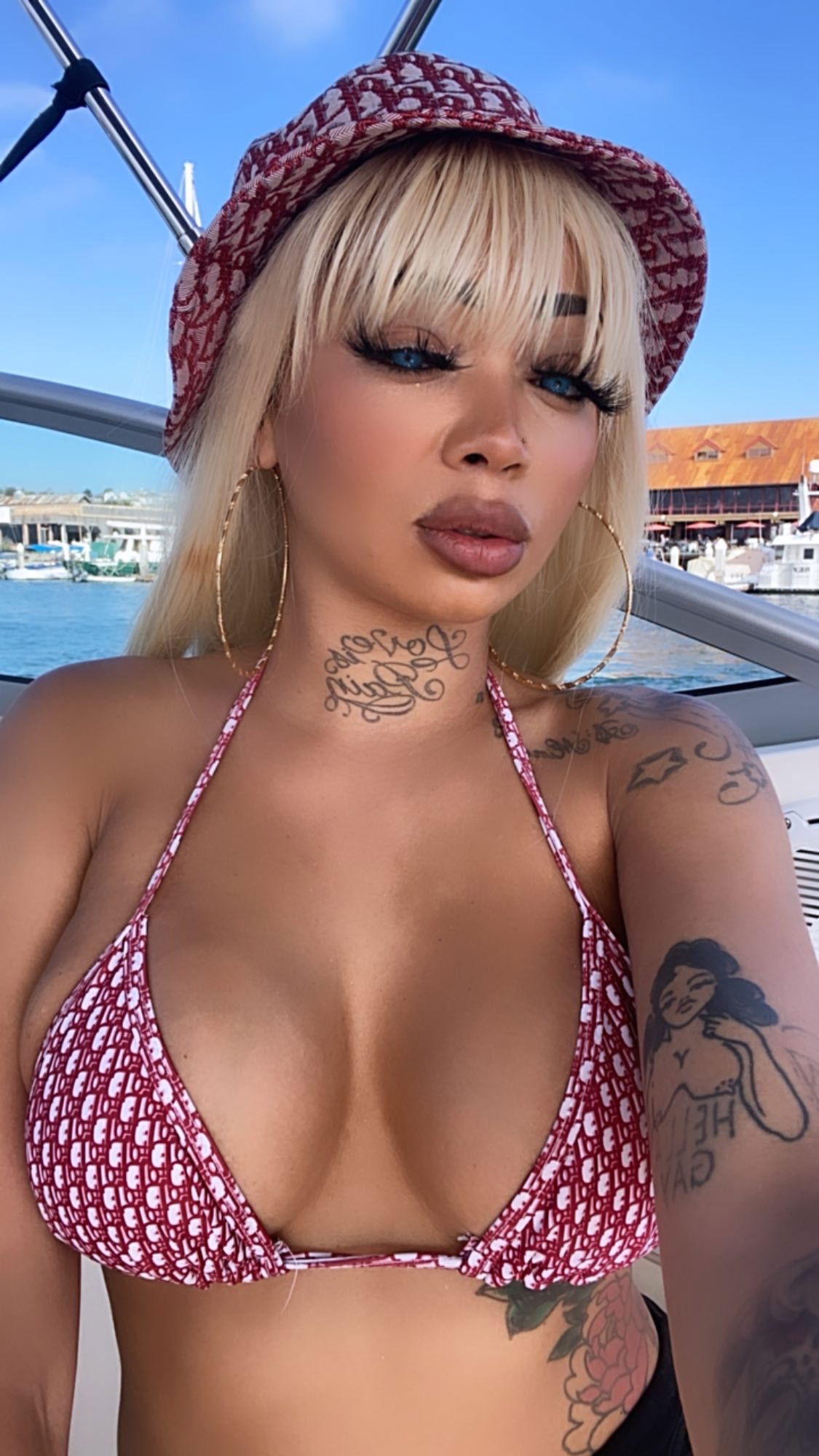 LexiFlex's avatar