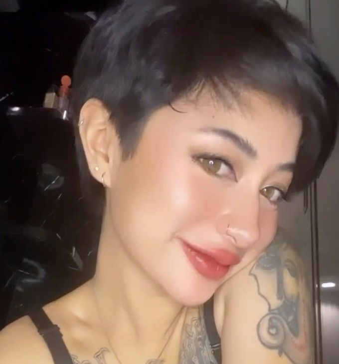 Lia Ivy  😈's avatar