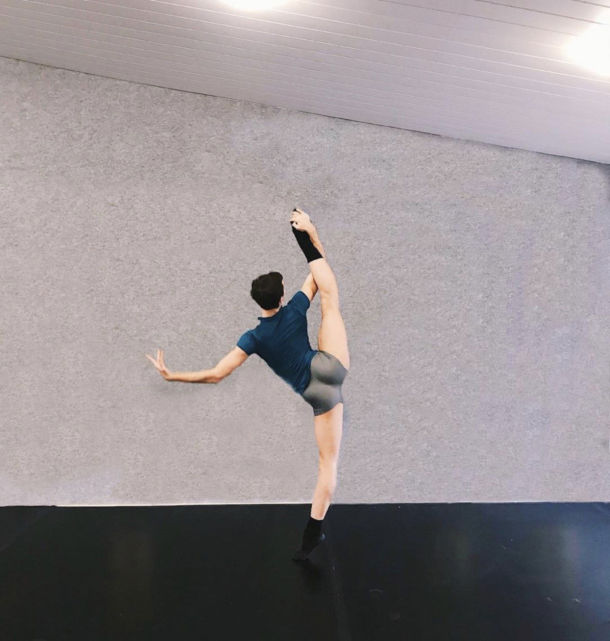 Liam White's avatar