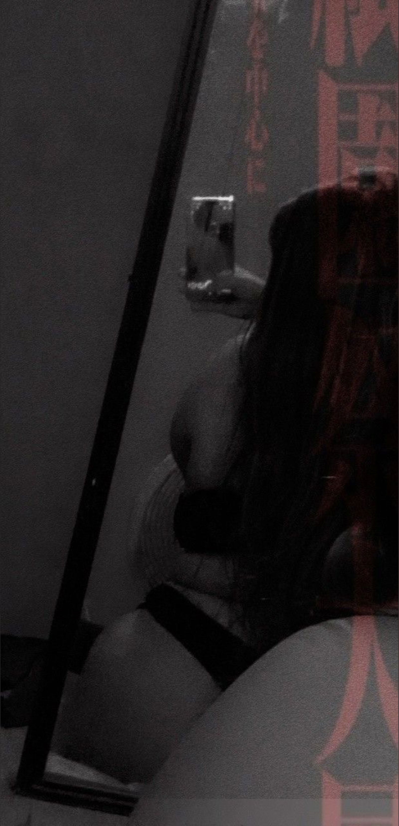 H 🤫