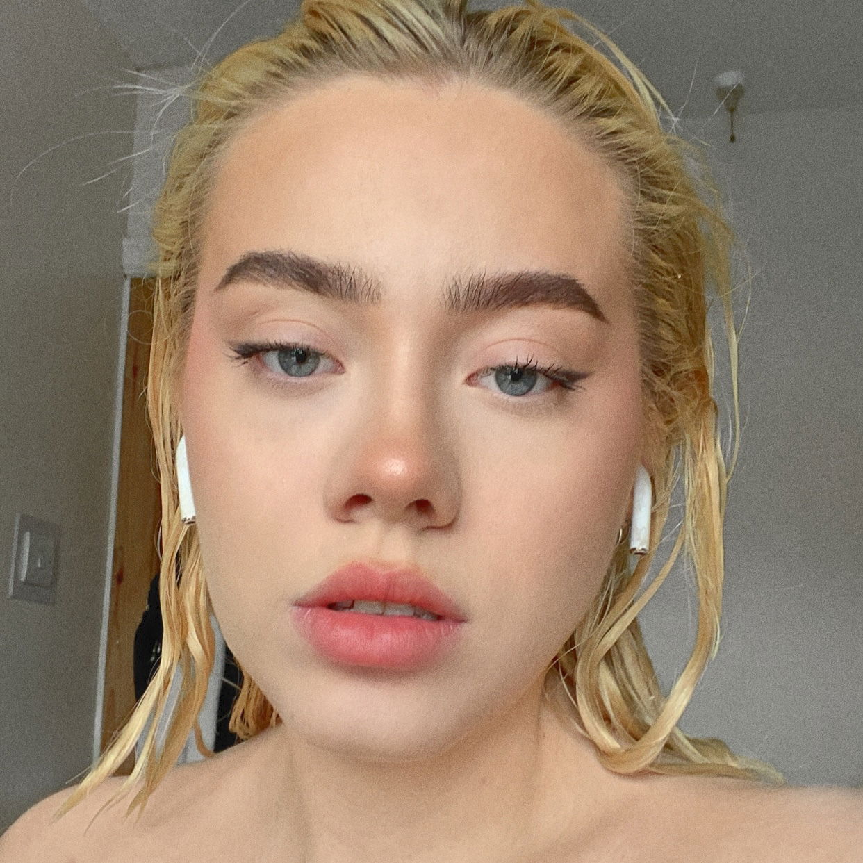 lili's avatar