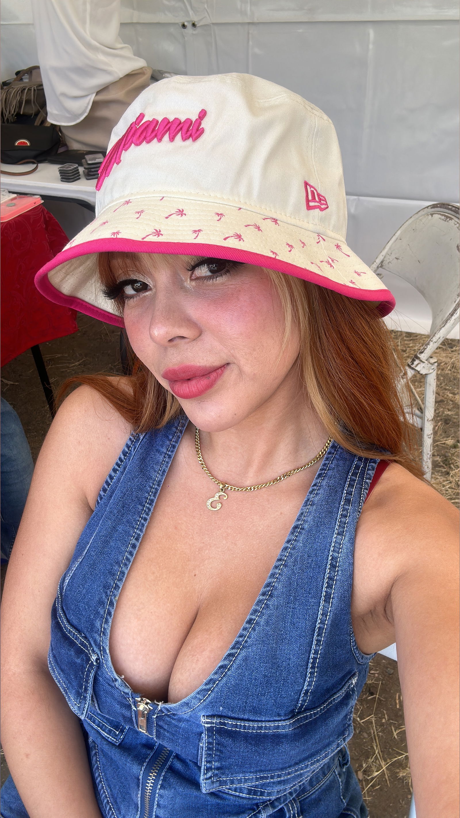 Lily Hurtado's avatar