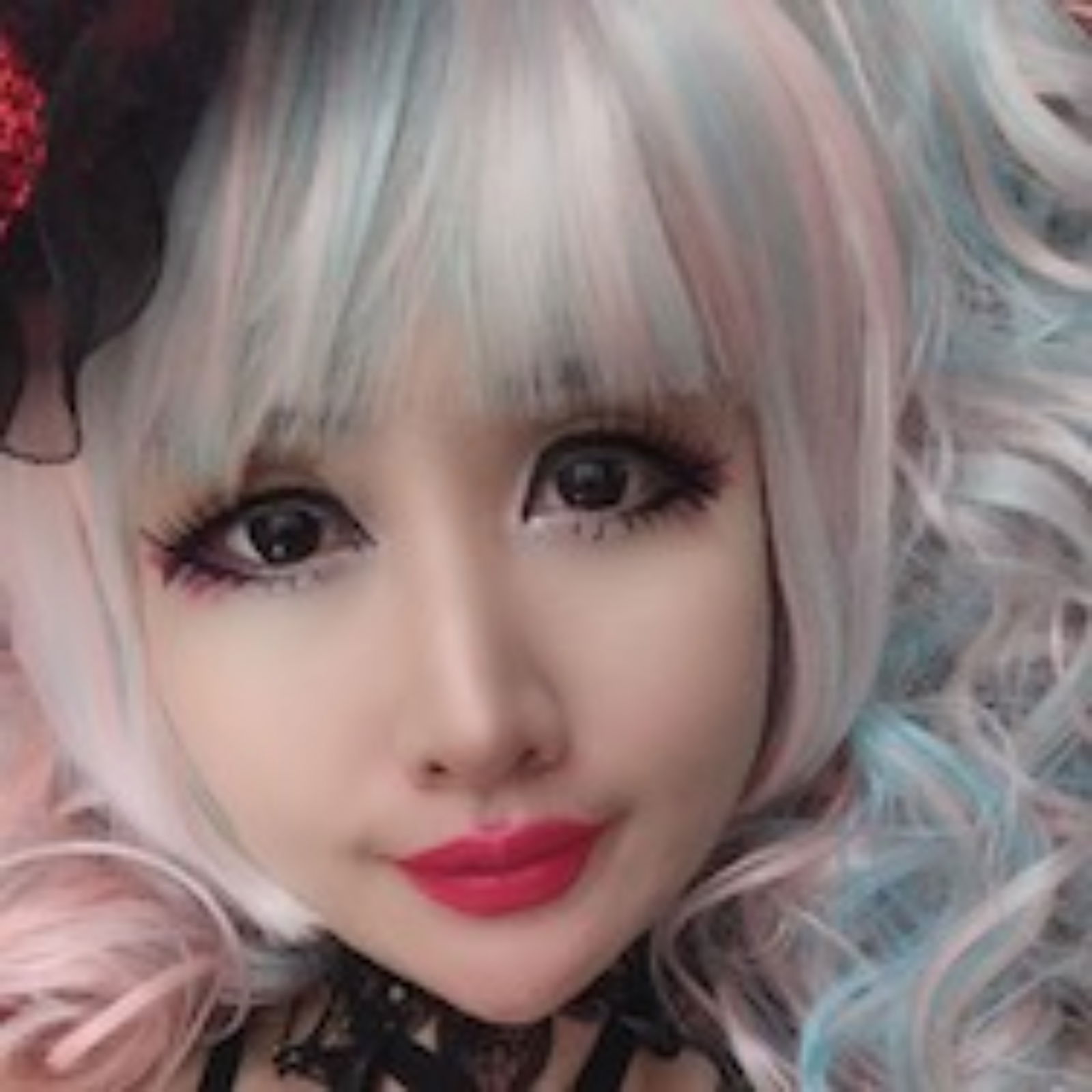 LilyLovesHerLegs's avatar