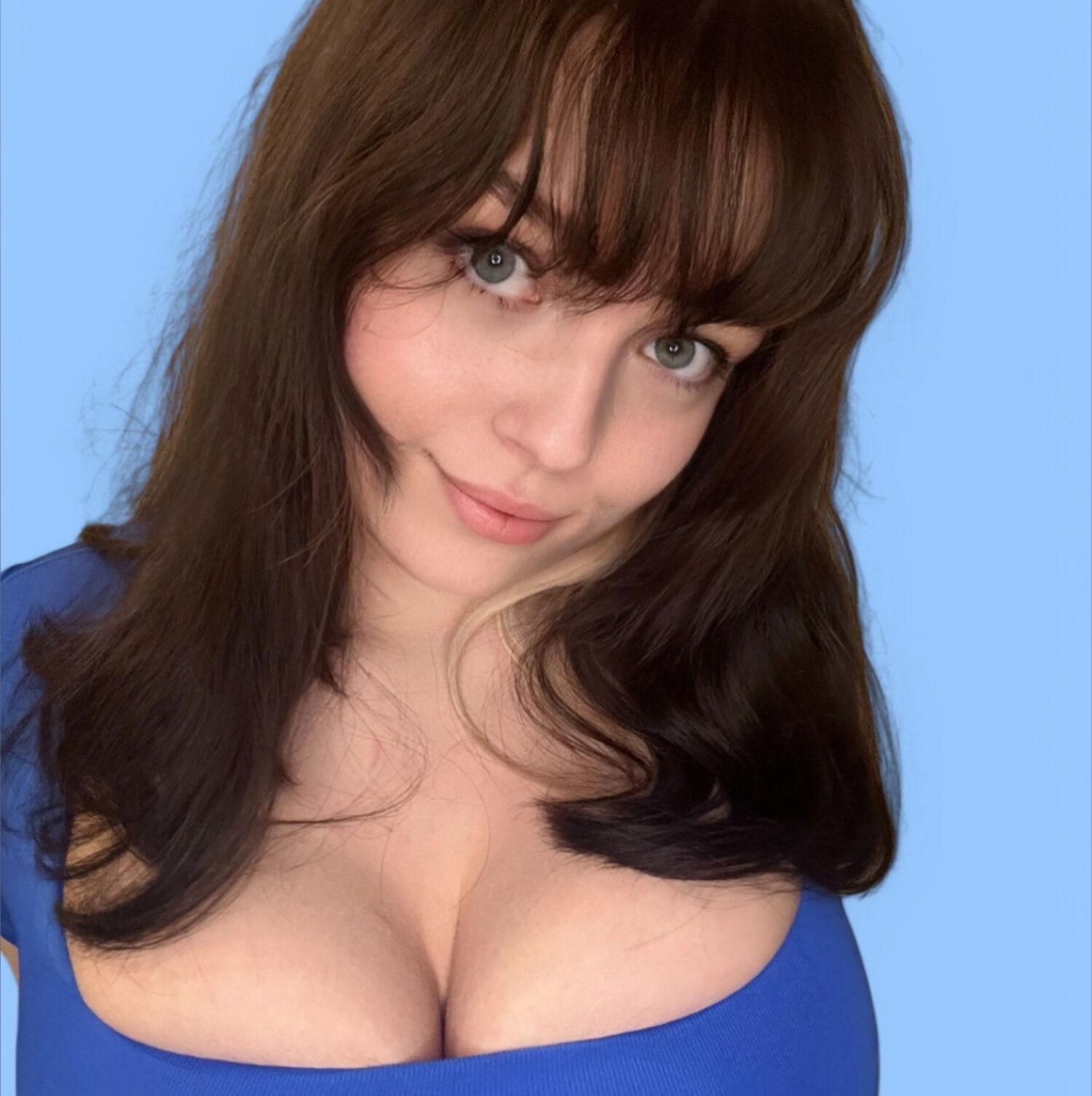 Lily 🫐's avatar