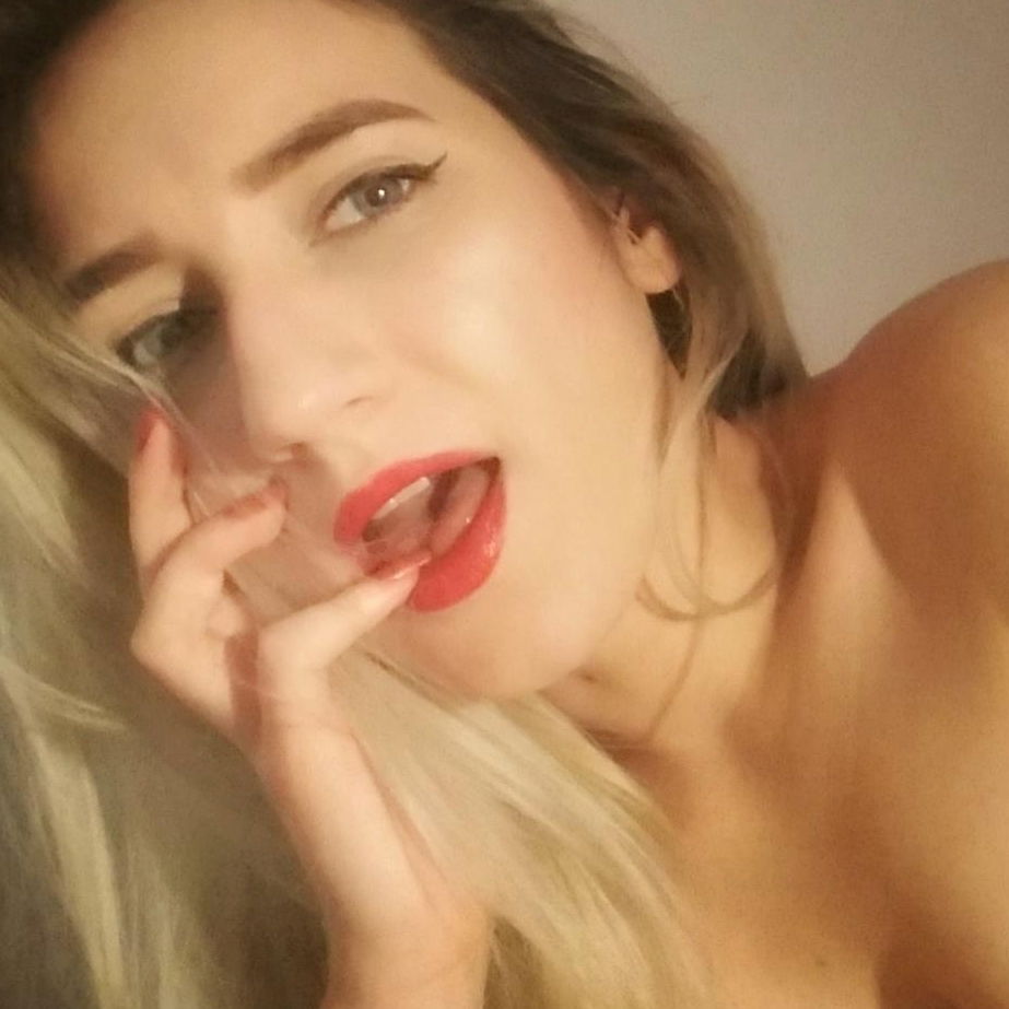 Lisann's avatar