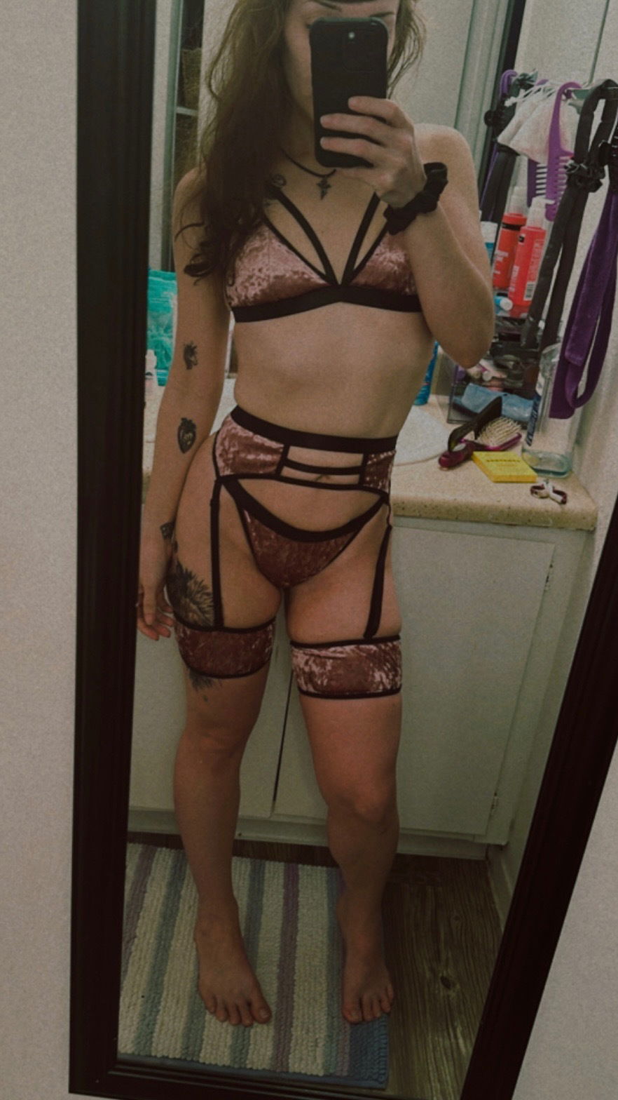 LittleStonerGirl's avatar