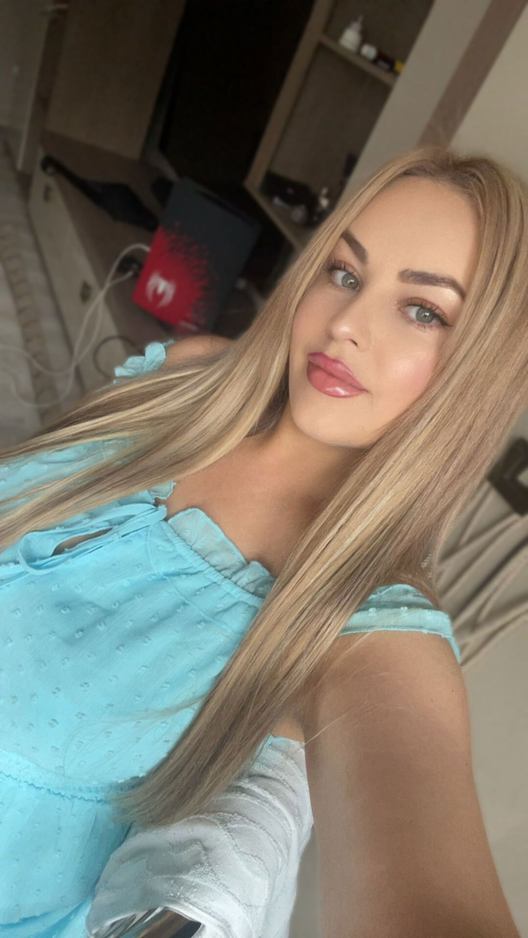 Lizz.Hottie's avatar