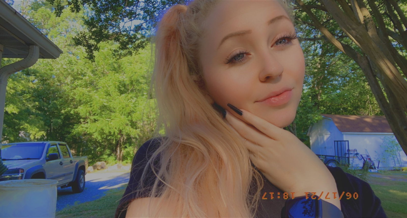 lizzie's avatar