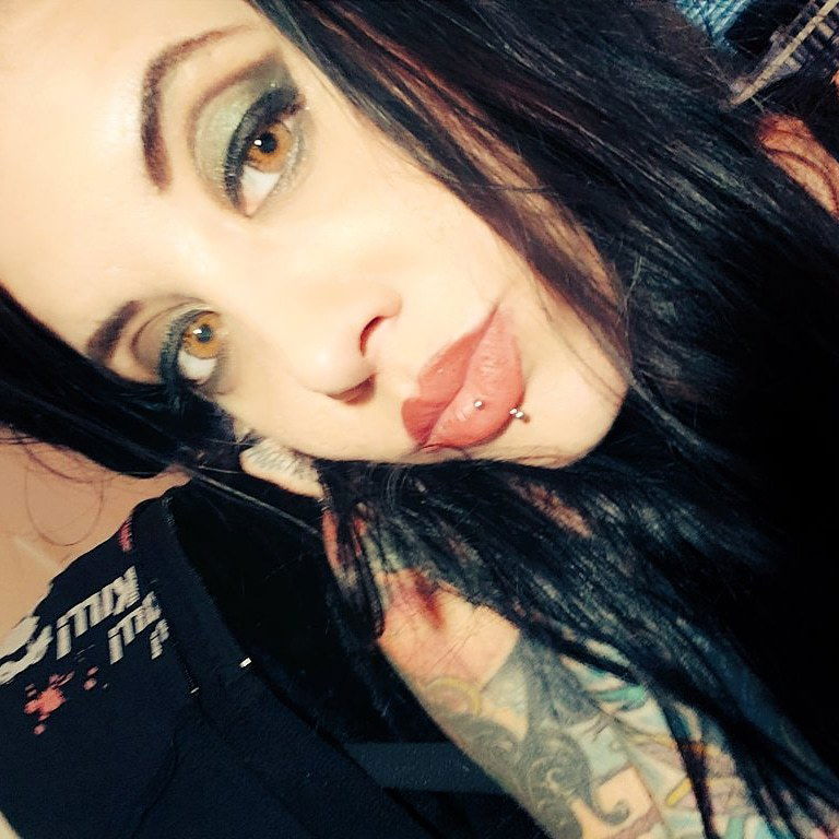 LizzieHomeWrecker's avatar