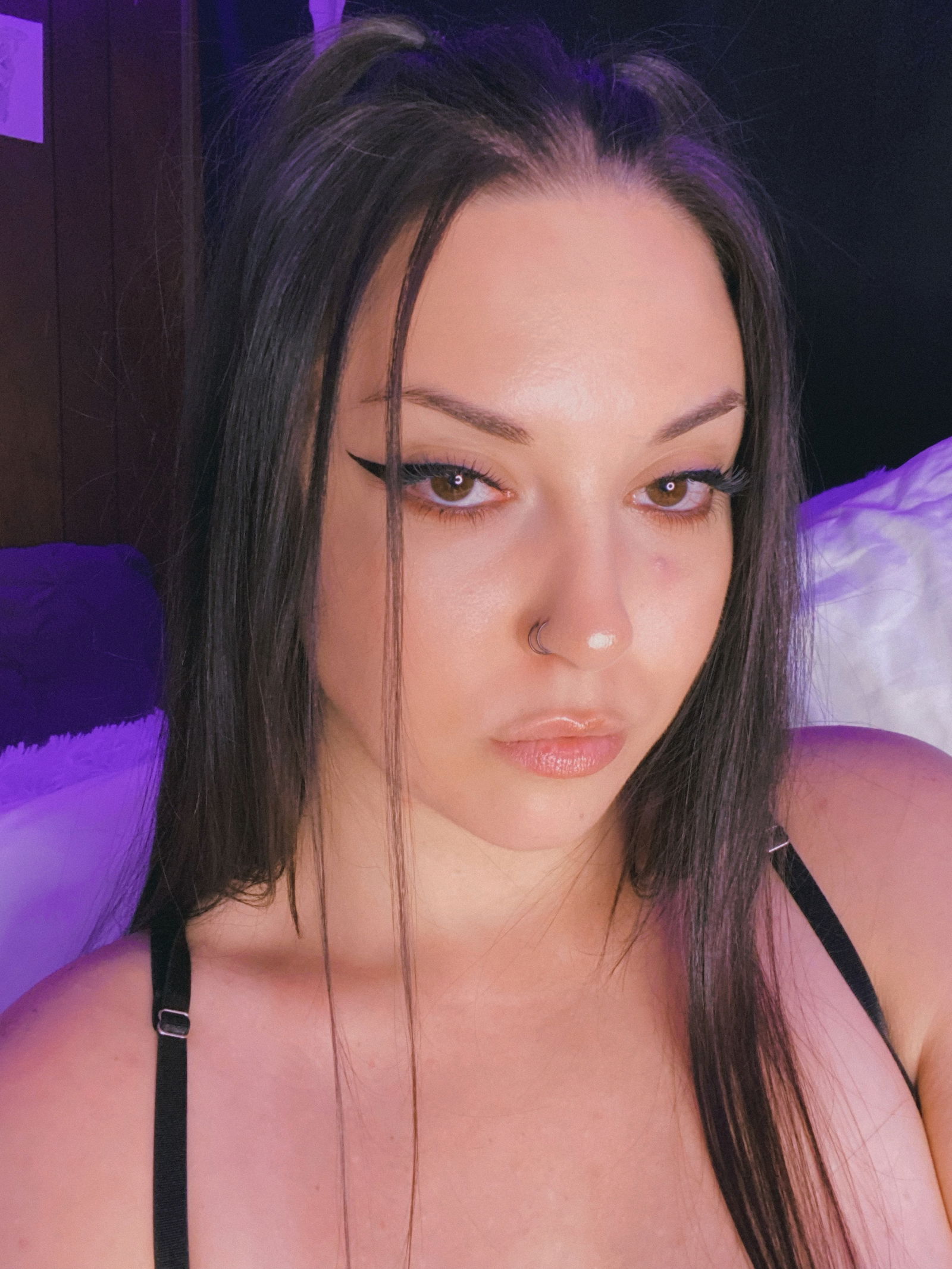 Vanessa Hughes's avatar