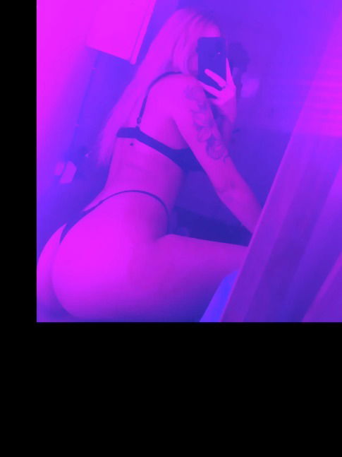 Lola🔥😈