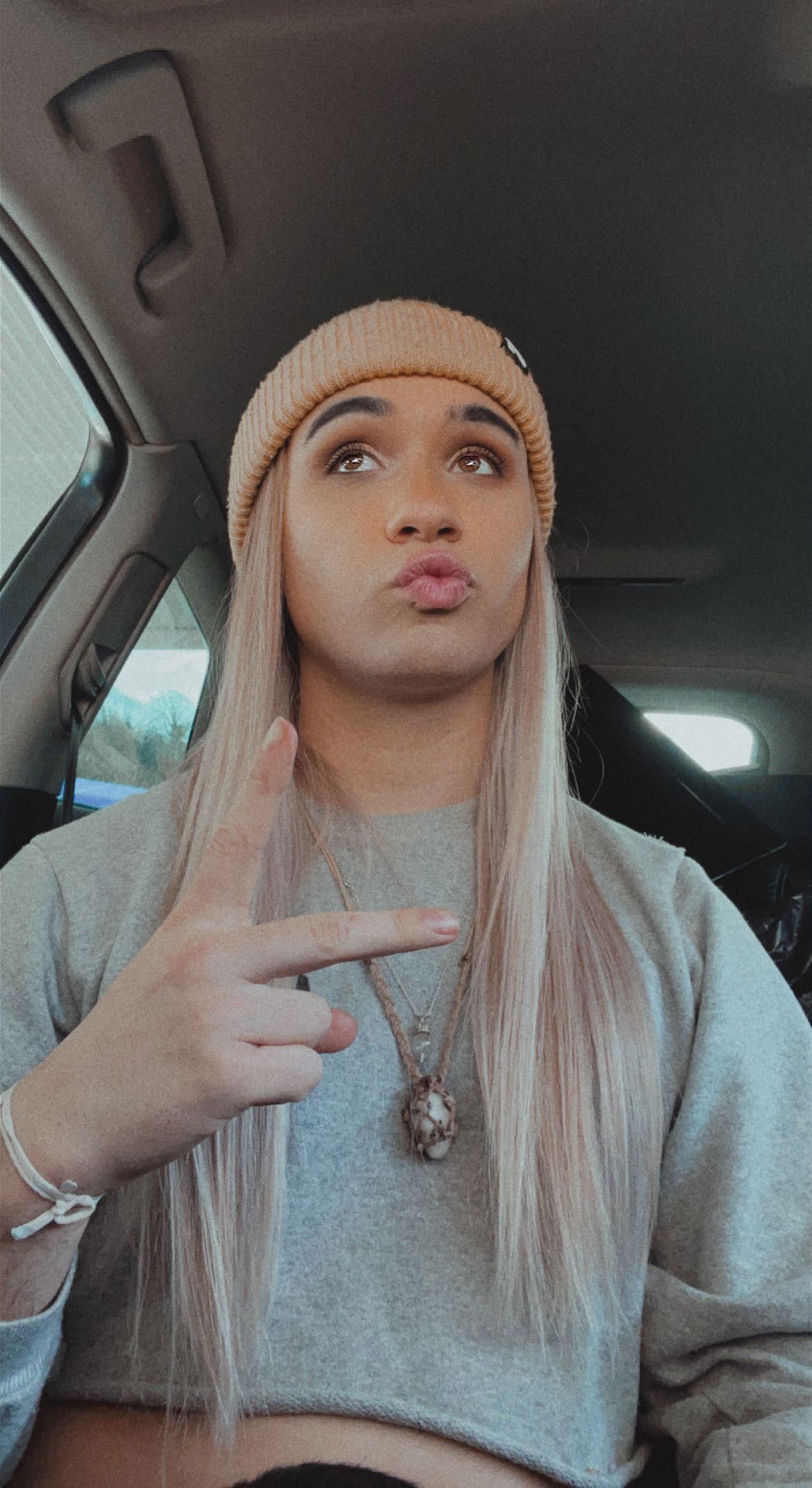 Lua Lopez's avatar