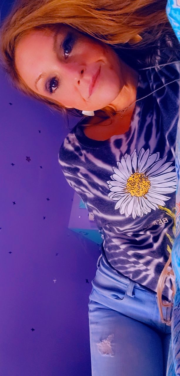 Leslie Paige's avatar