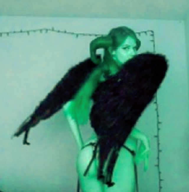 QUEEN LUCY's avatar