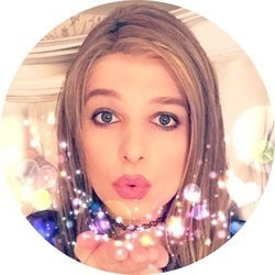 Lucy White's avatar