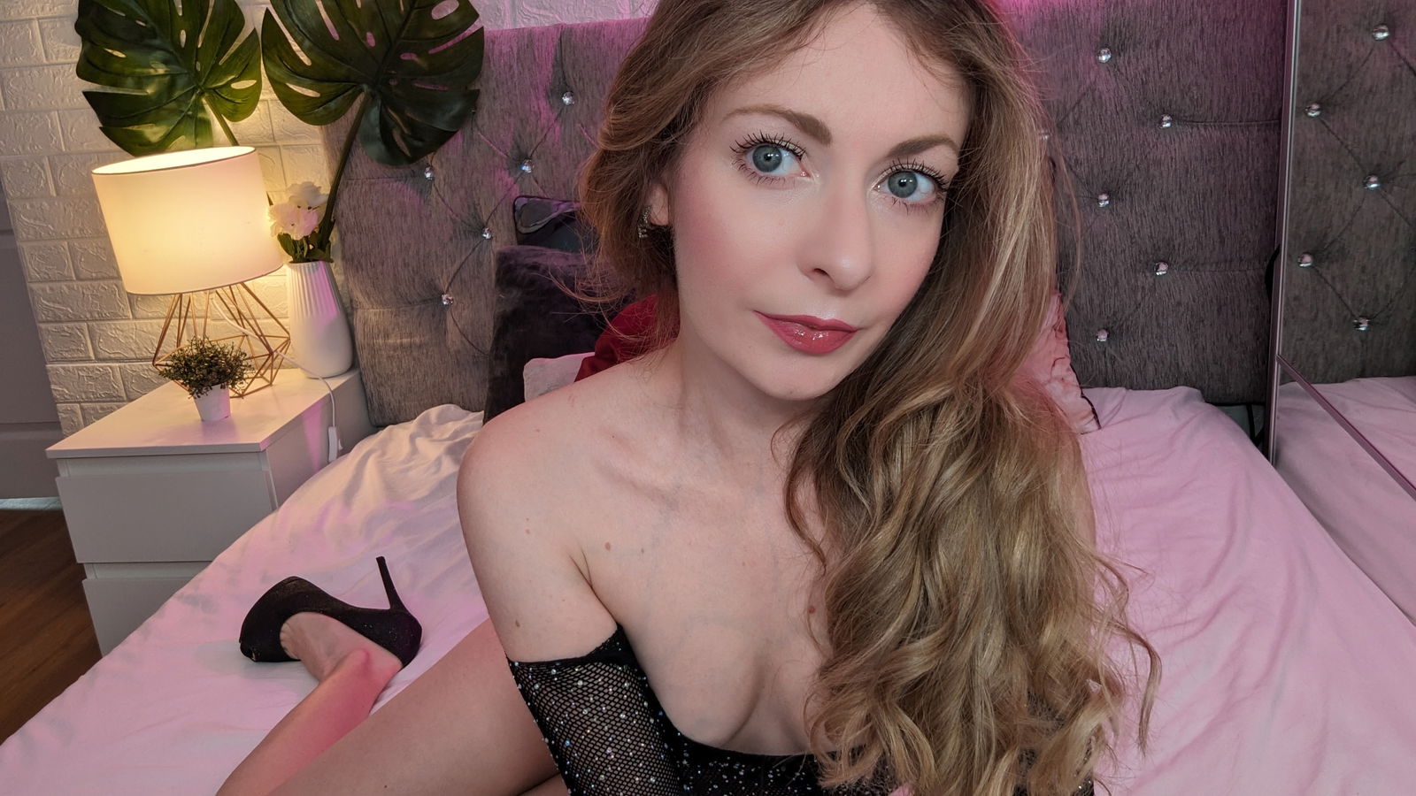 Luna Riva's avatar
