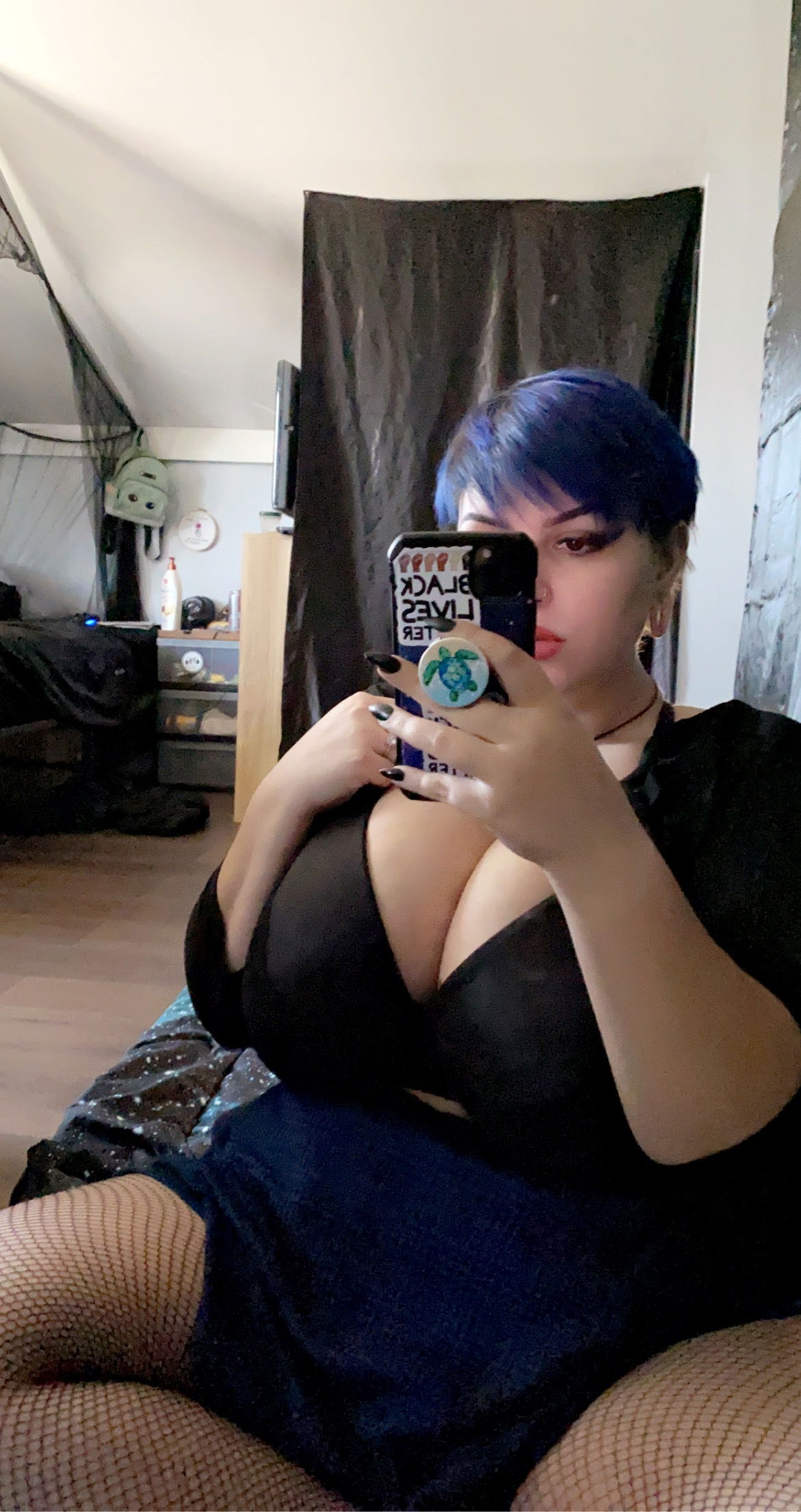Luna Moore's avatar