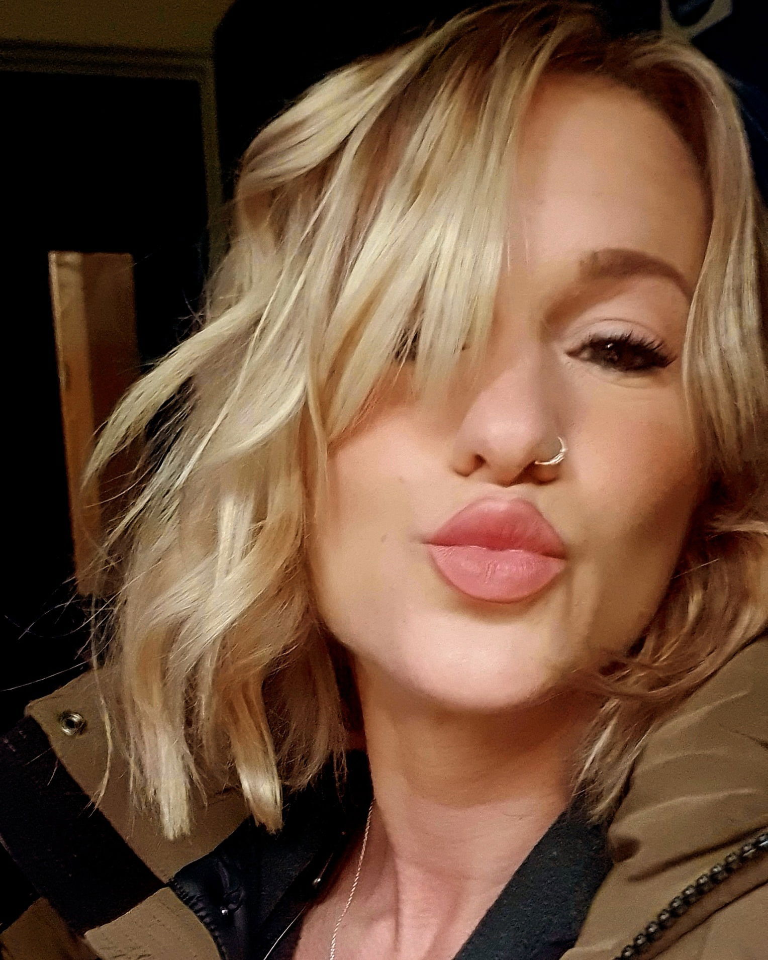 Luna Tickles's avatar