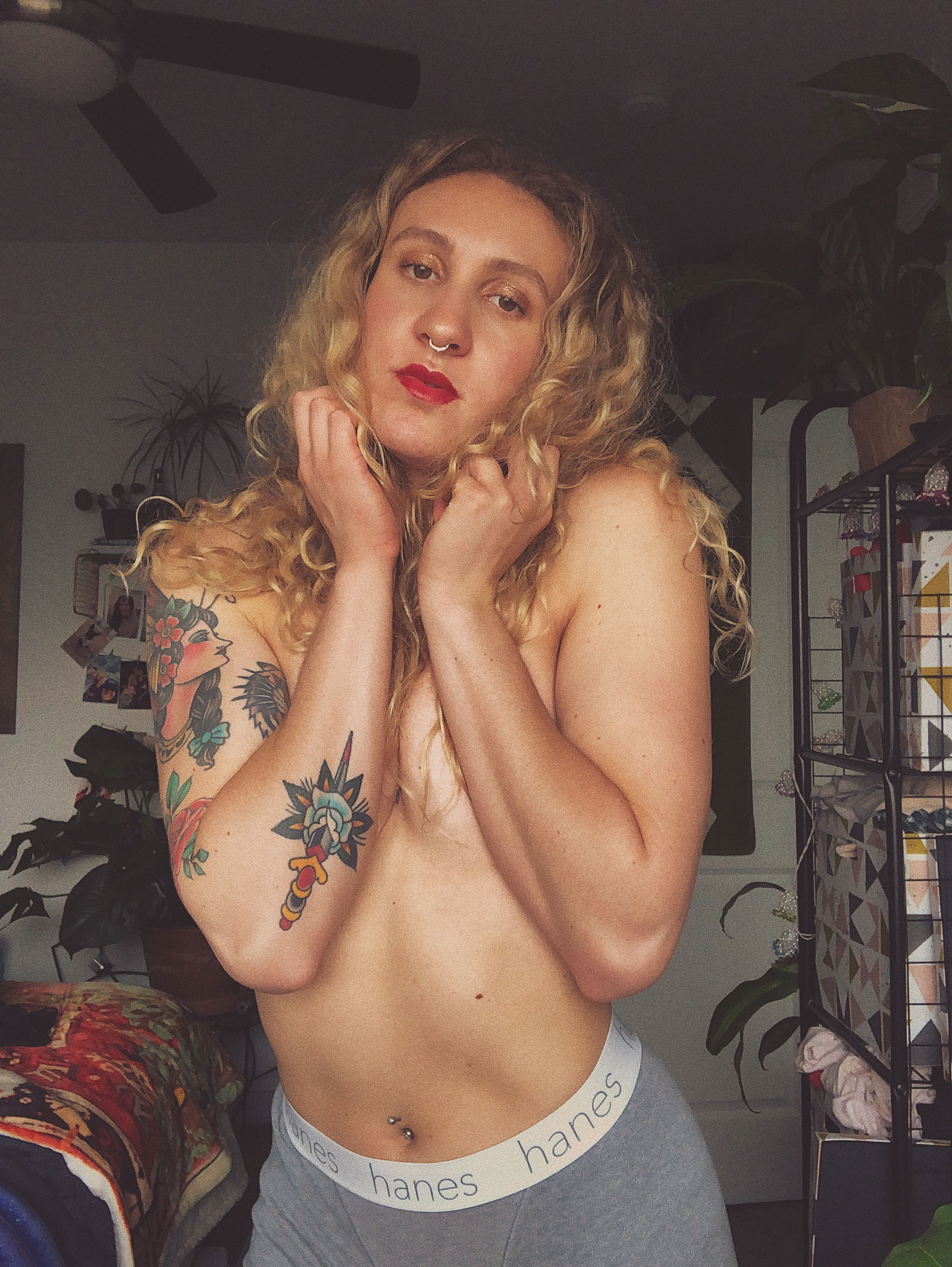 Lyla Louise's avatar