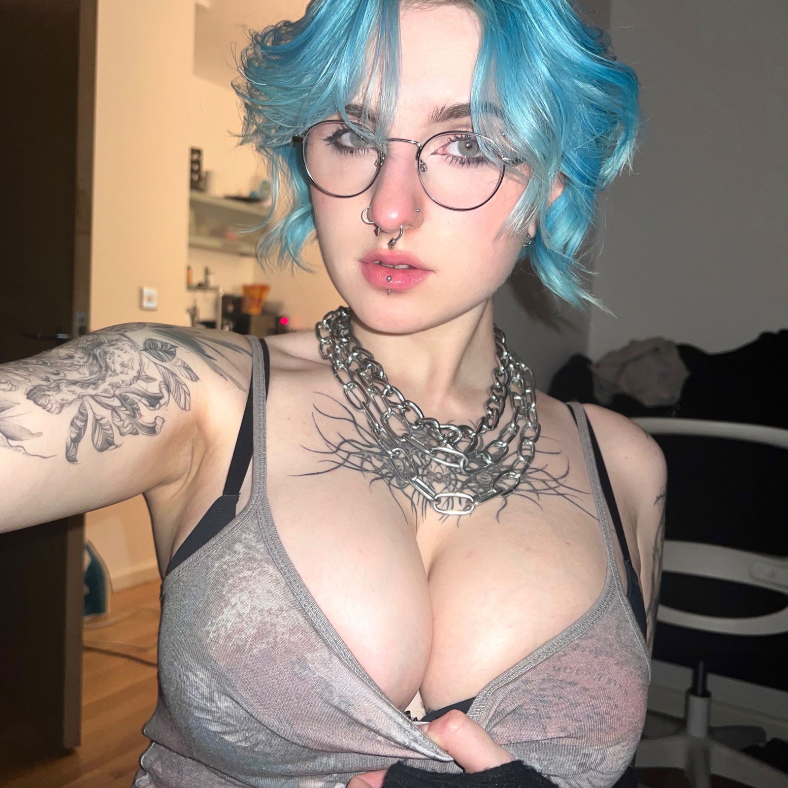 lyra crow's avatar