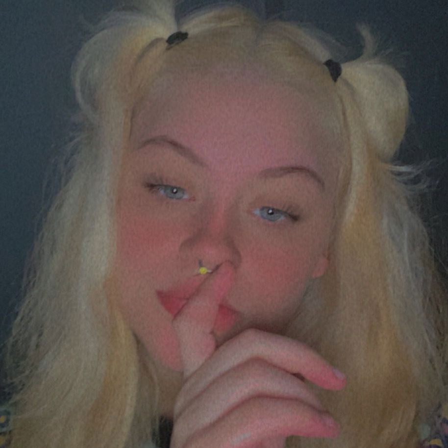 🥀 Mommy Milkers 🥀's avatar