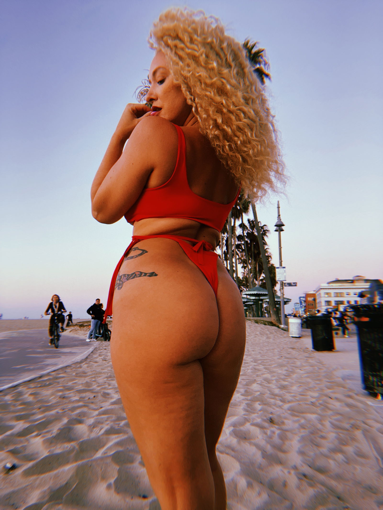 Madam Mae 🧿🪬📸🎞's avatar
