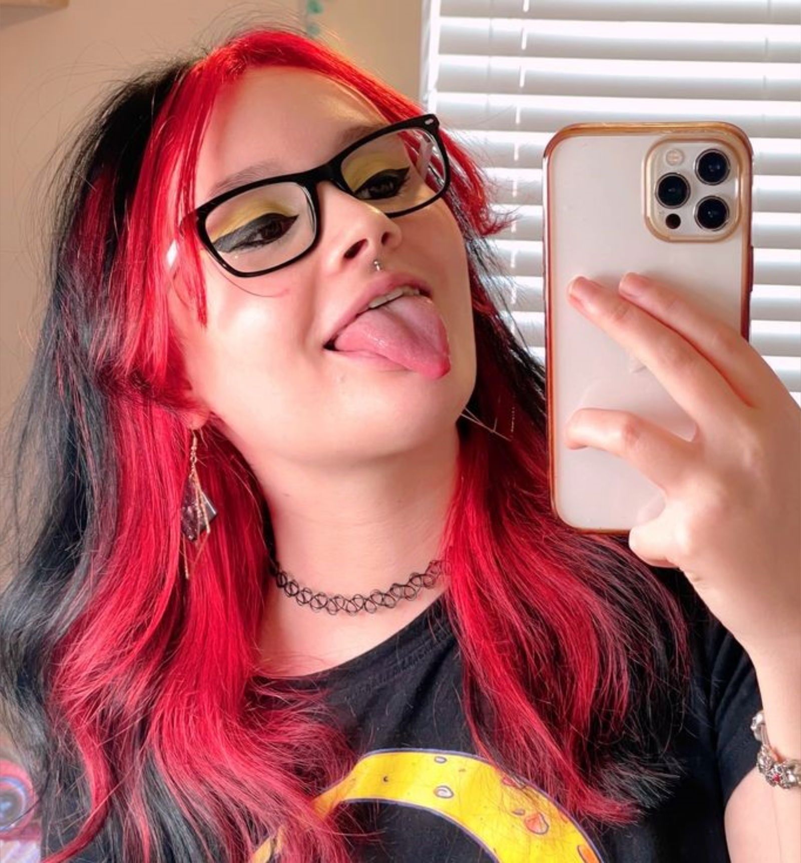 The No PPV Gamergirl in your pocket 🥰🎮💦's avatar
