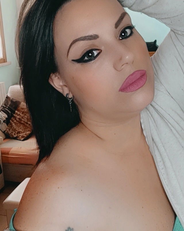 Oriana's avatar