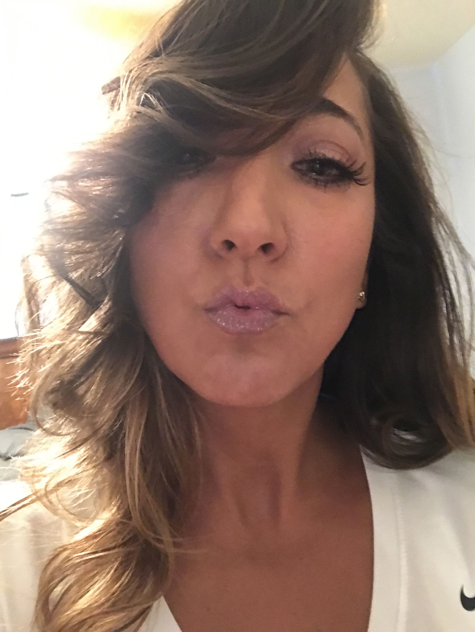 Mandy May creator profile