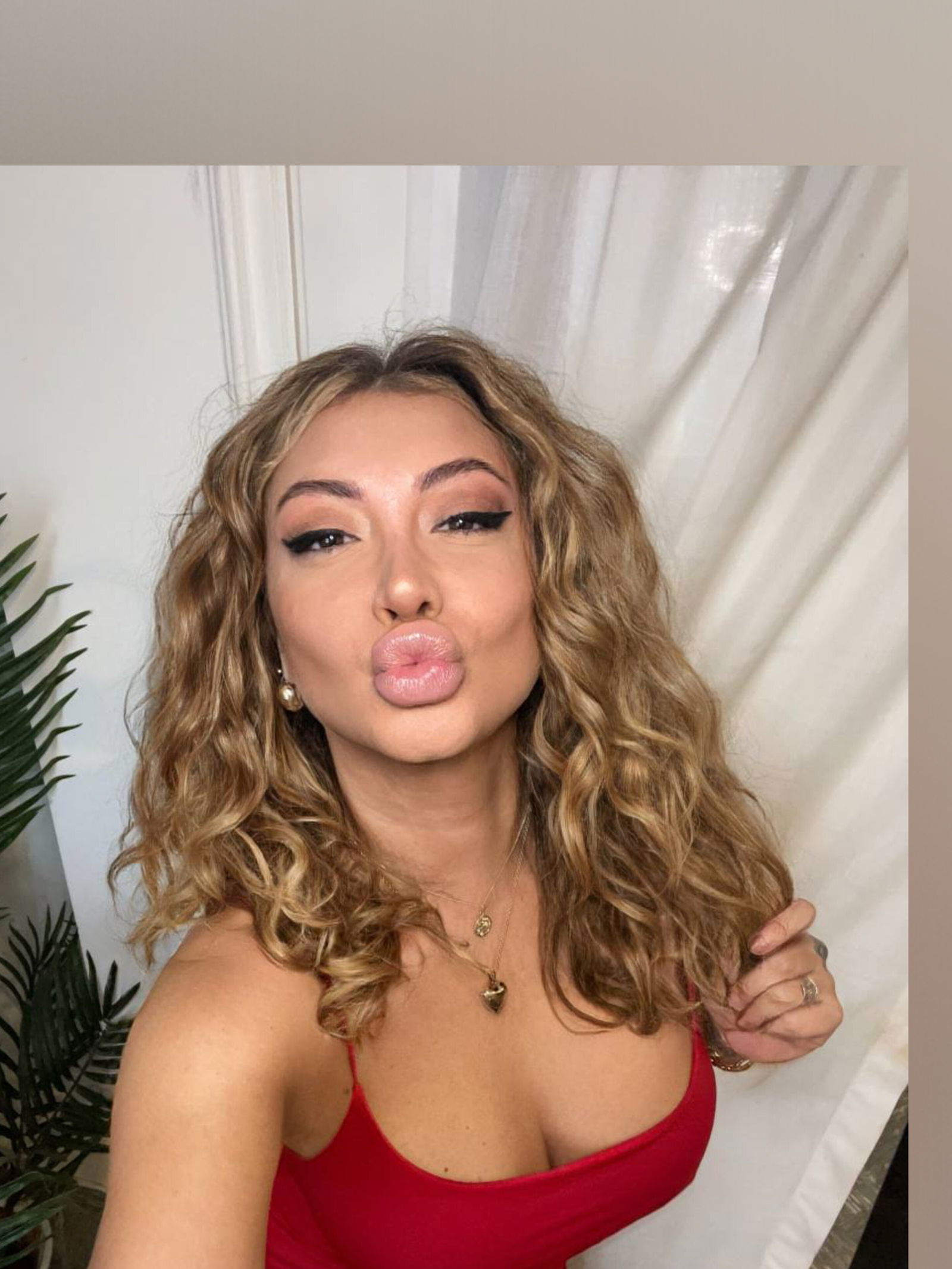 Manuela Ferrari VIP 💎's avatar
