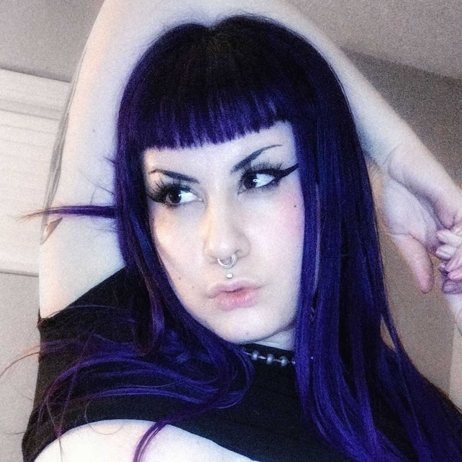xMarinKarinx 🦇's avatar