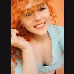 MaryFox's avatar