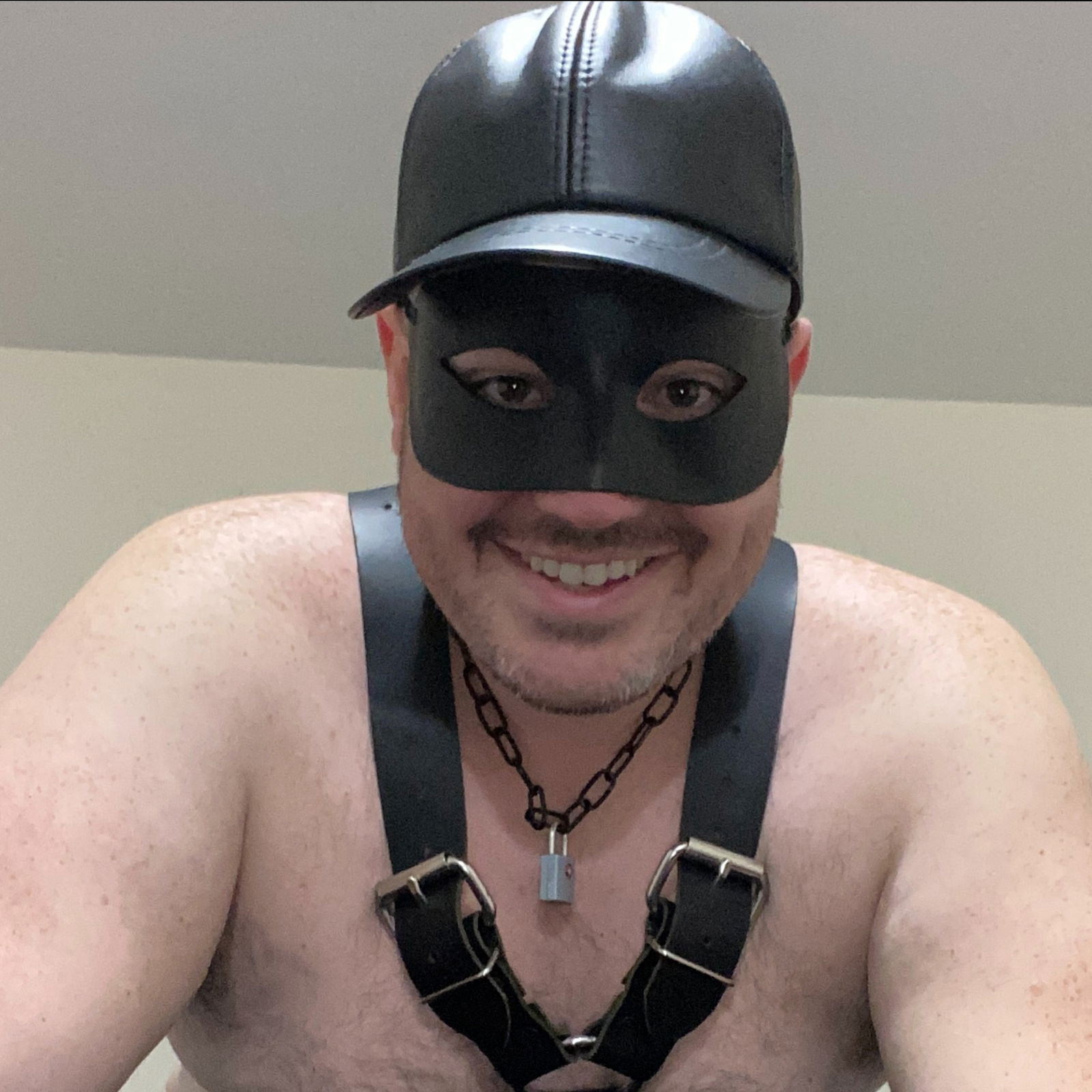 Masked Danni Boi's avatar