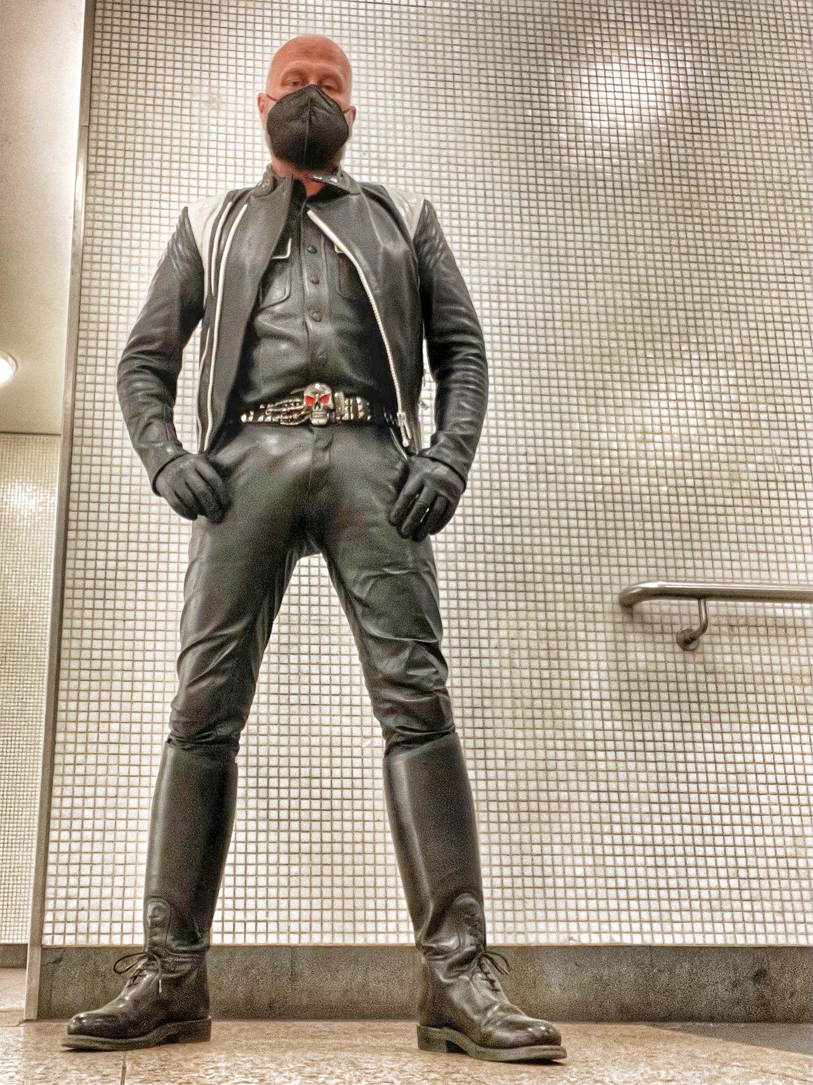 BlackLeder's avatar