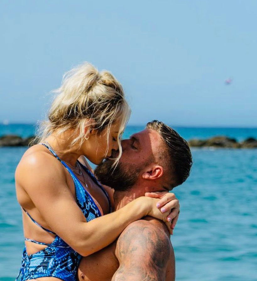 Ireland’s hottest couple 🇮🇪's avatar