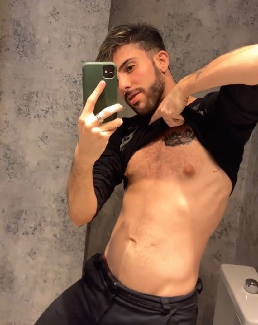 Max Carioka's avatar