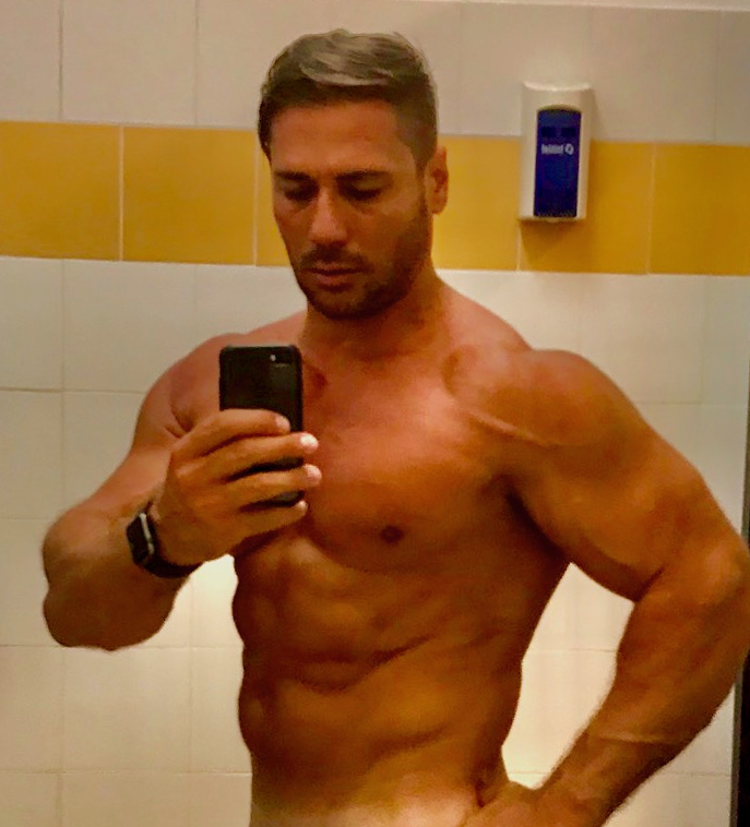 maxflexmuscle