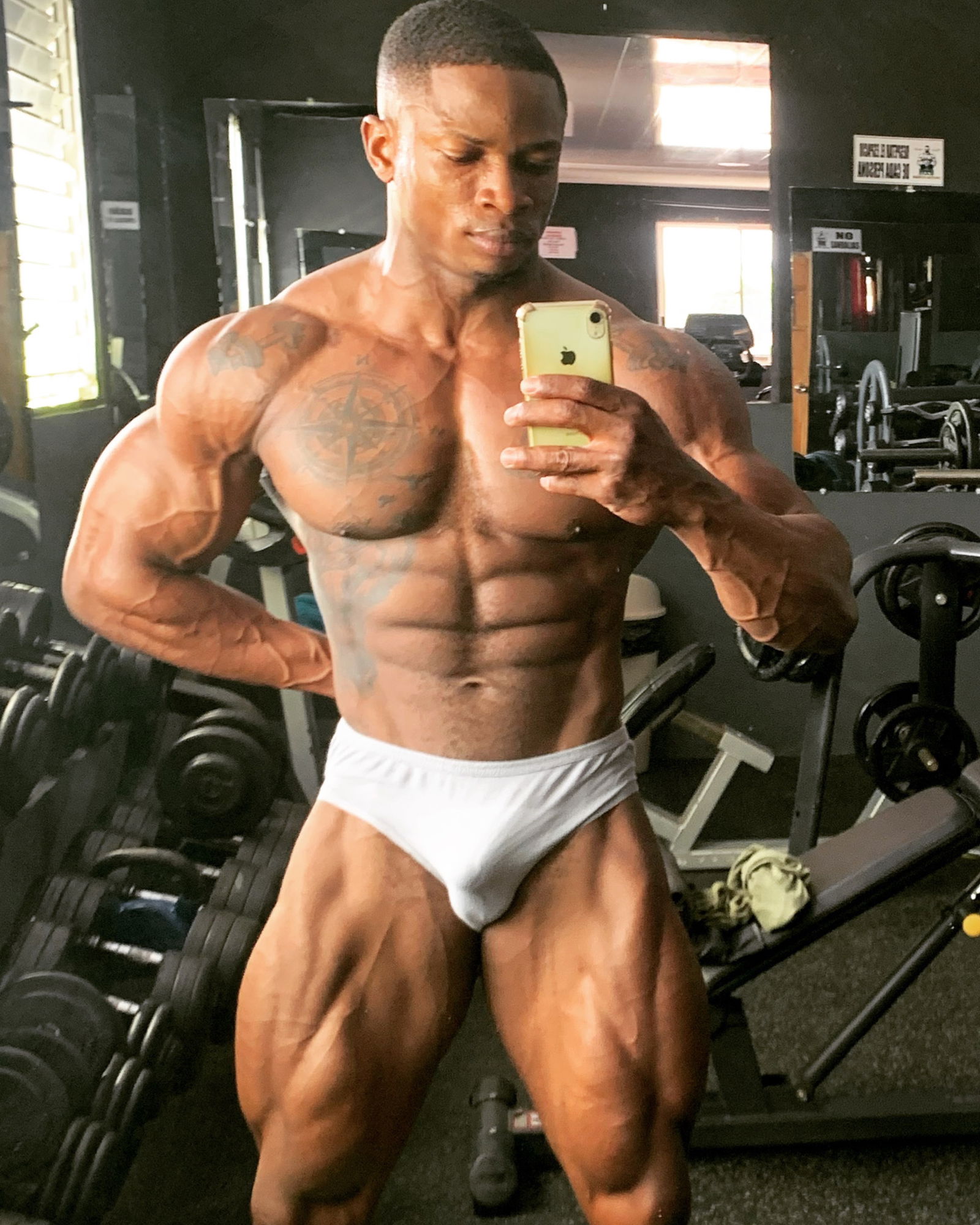 El negrito guebo largo 😁 😁 👉 🍆 💦 🍫 🔥's avatar