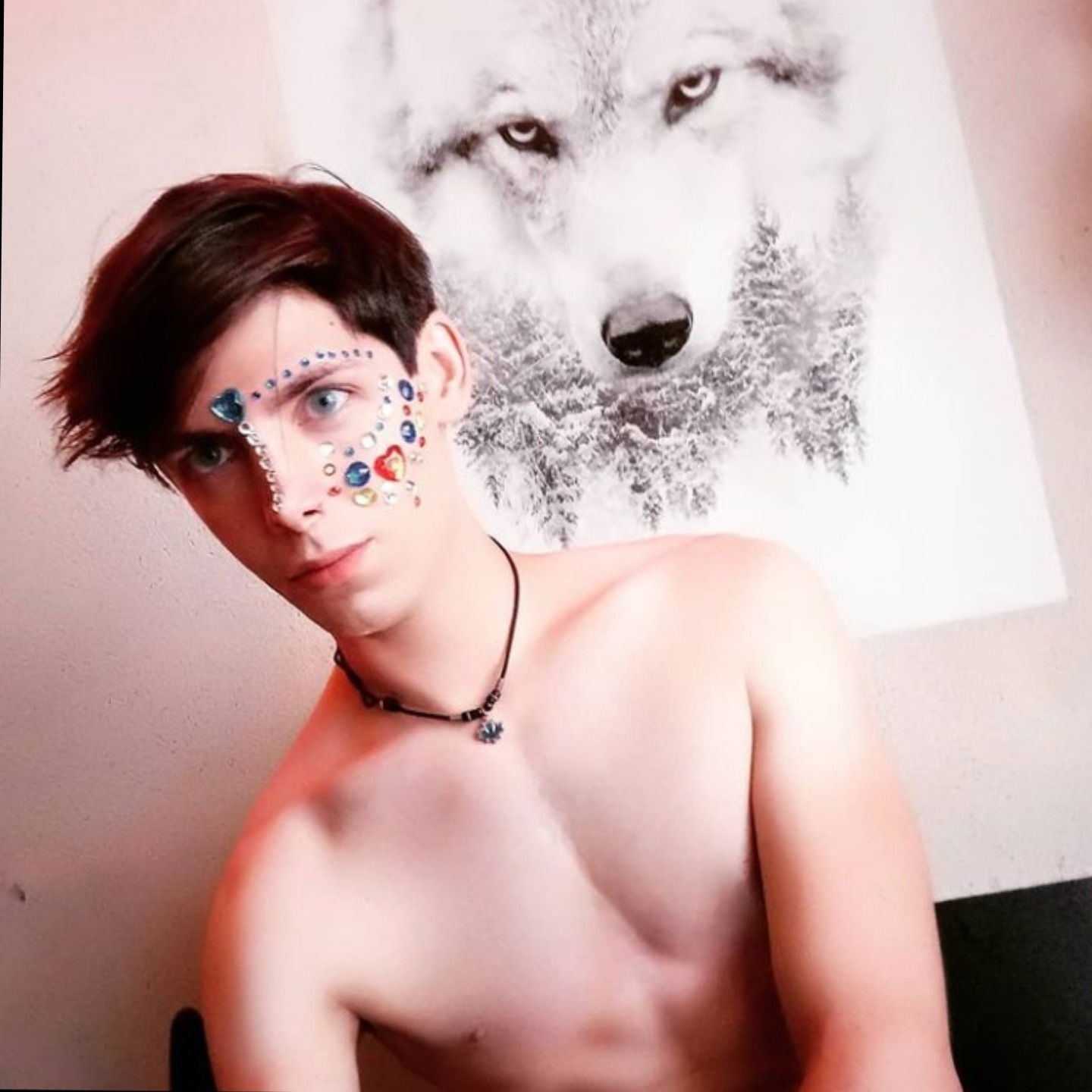 MAX WOLFF's avatar