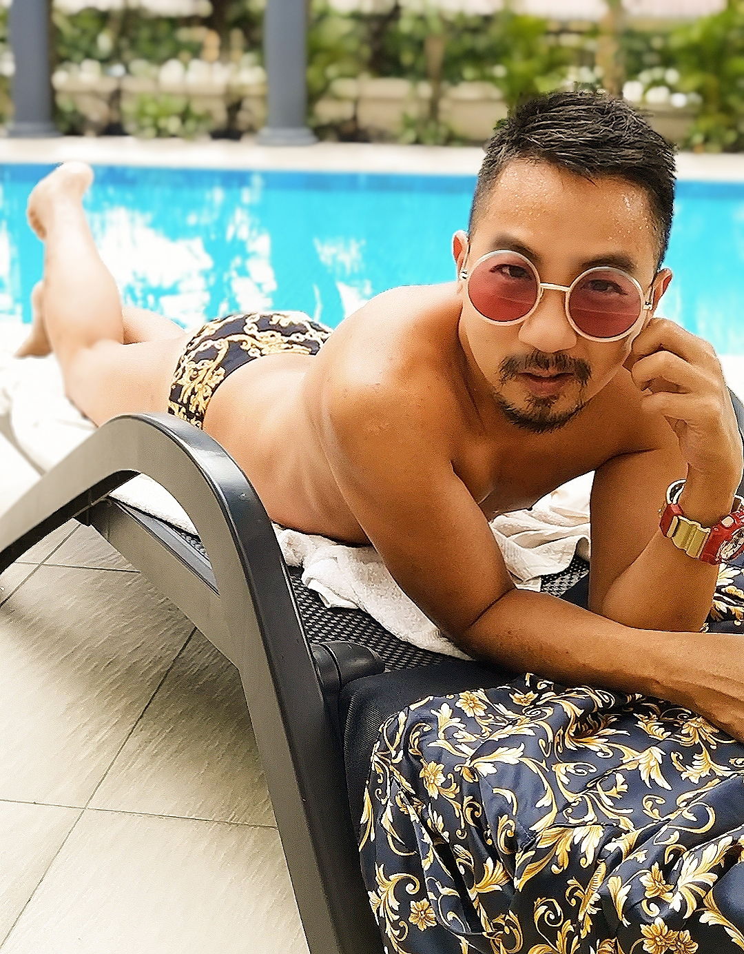 Asian82's avatar
