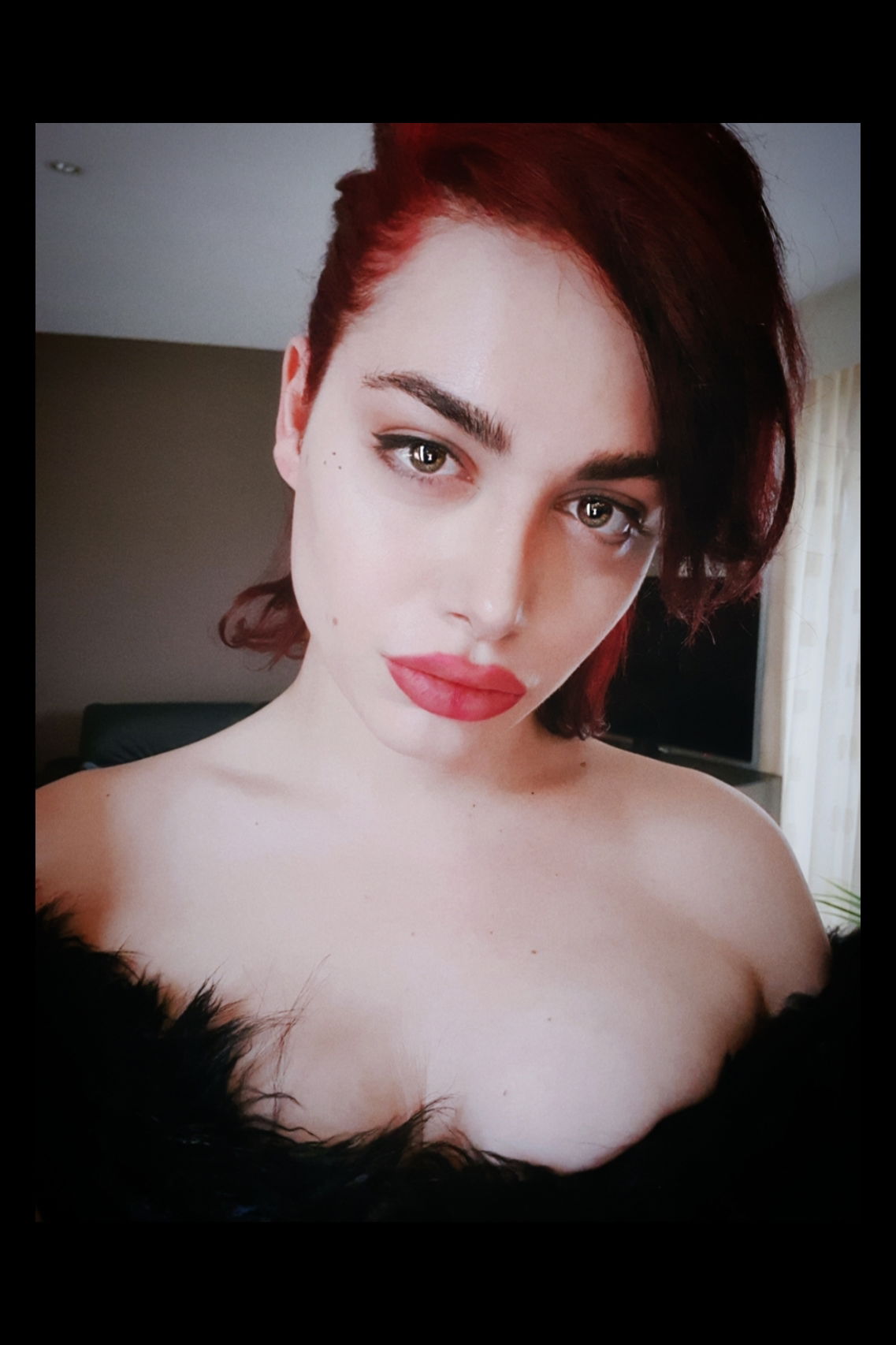 DEA LUX's avatar
