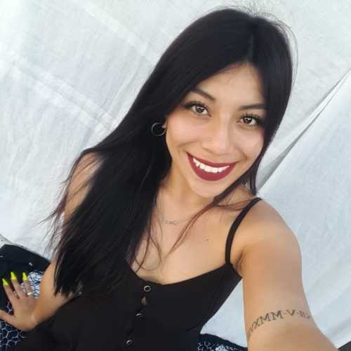 mia agustina's avatar