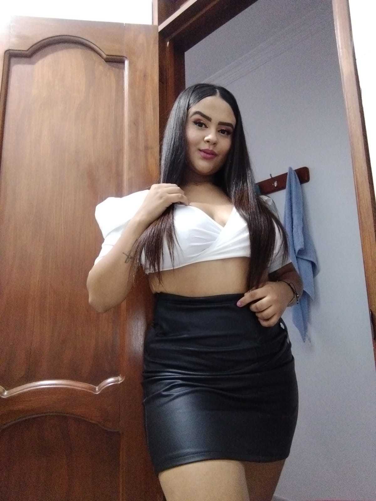 Mía boobs 🍒