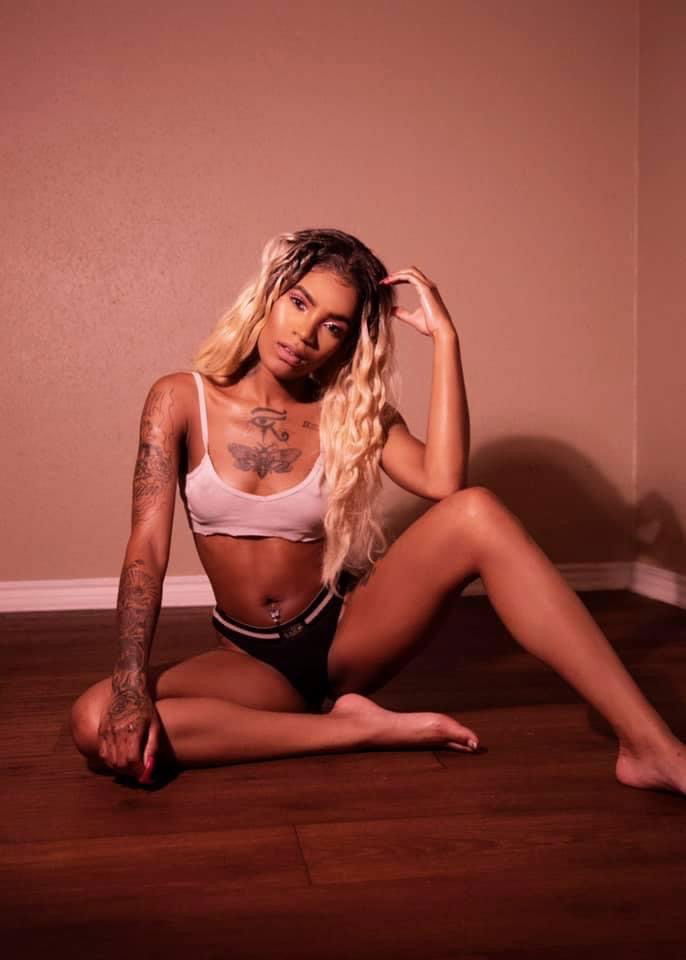 Mia Eliani
